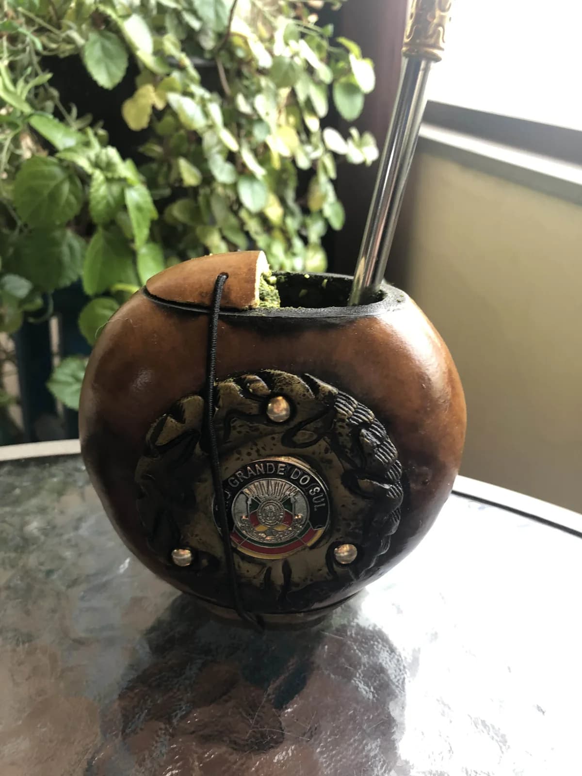Cuia com bomba para chimarrão, imagem ilustrativa